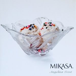 NEW! Mikasa Angelina Frost bowl
